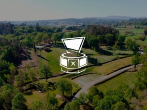 Proyecto de diseño web para Finca O Muíño de Cuíña